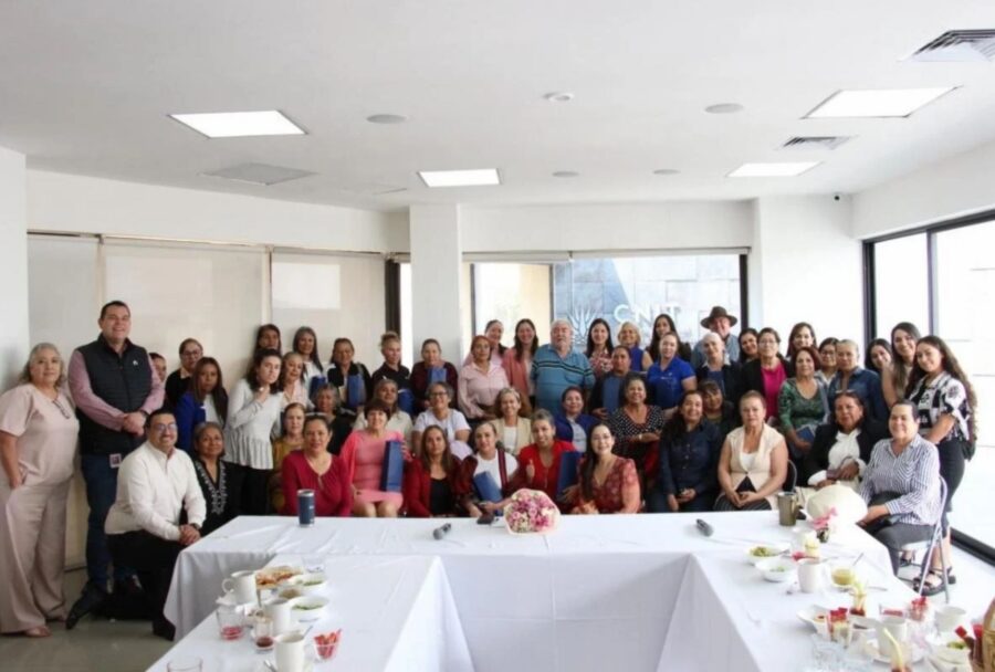 Mujeres agaveras son 10.46% de participantes en Agave Responsable Social: la industria busca cerrar la brecha